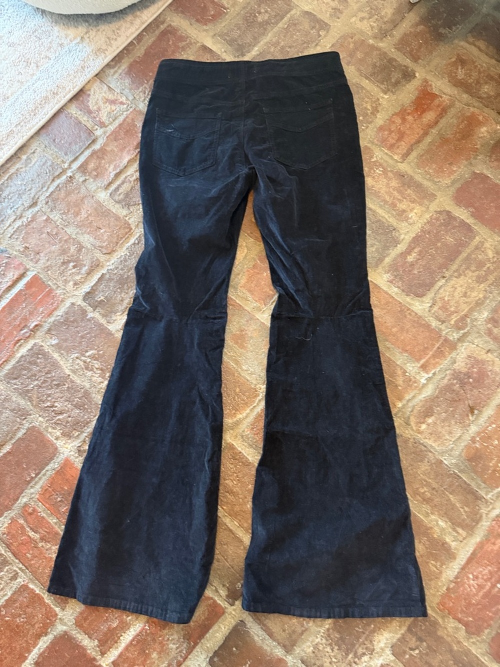 ⭐️Free People Pull On Flare Cords⭐️ - Picture 8 of 11